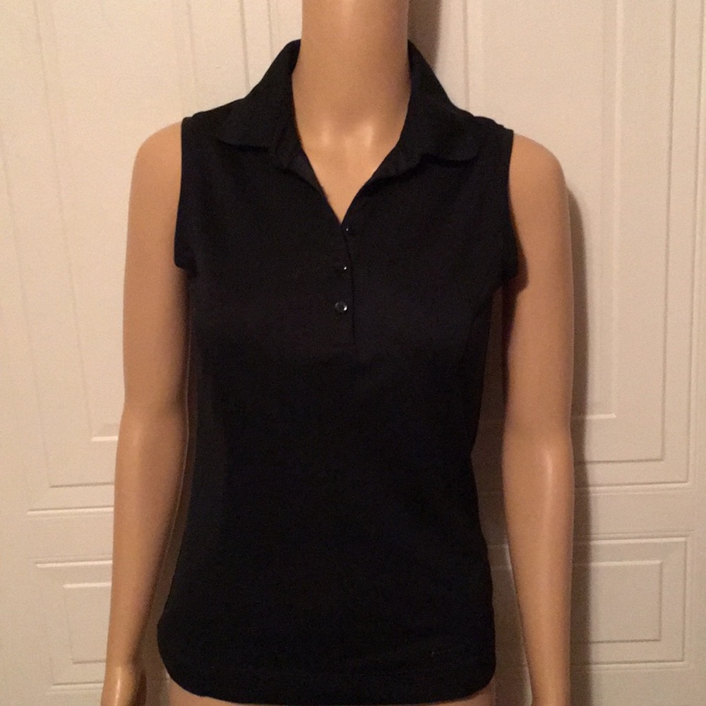 NIKE collared sleeveless golf shirt with front 1/4 button down